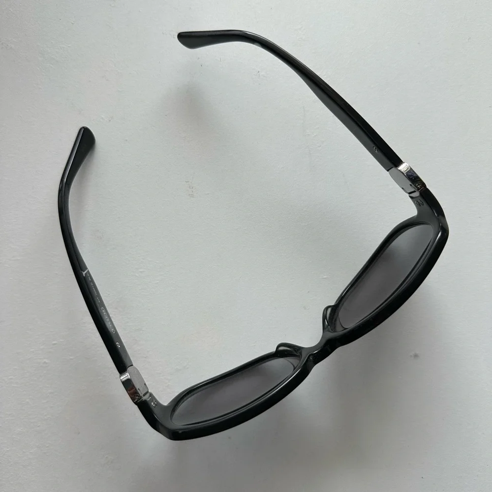 Coach Black Sunglasses - Picture 2 of 2
